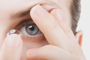 Contactlenzen dragen en verwijderen