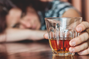 Hoe het lichaam van alcohol te reinigen