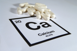 Hoe een tekort aan calcium in het lichaam te compenseren