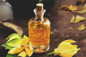 Ylang-ylang gezichtsolie