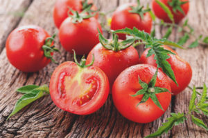 Tomaten die borstvoeding geven